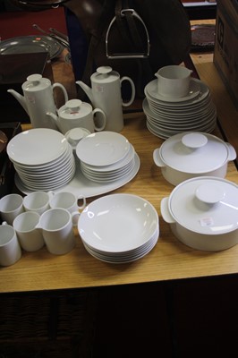 Lot 99 - A Thomas German 6-place setting dinner and tea...