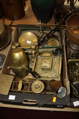 Lot 100 - One box of miscellaneous metalware to include...