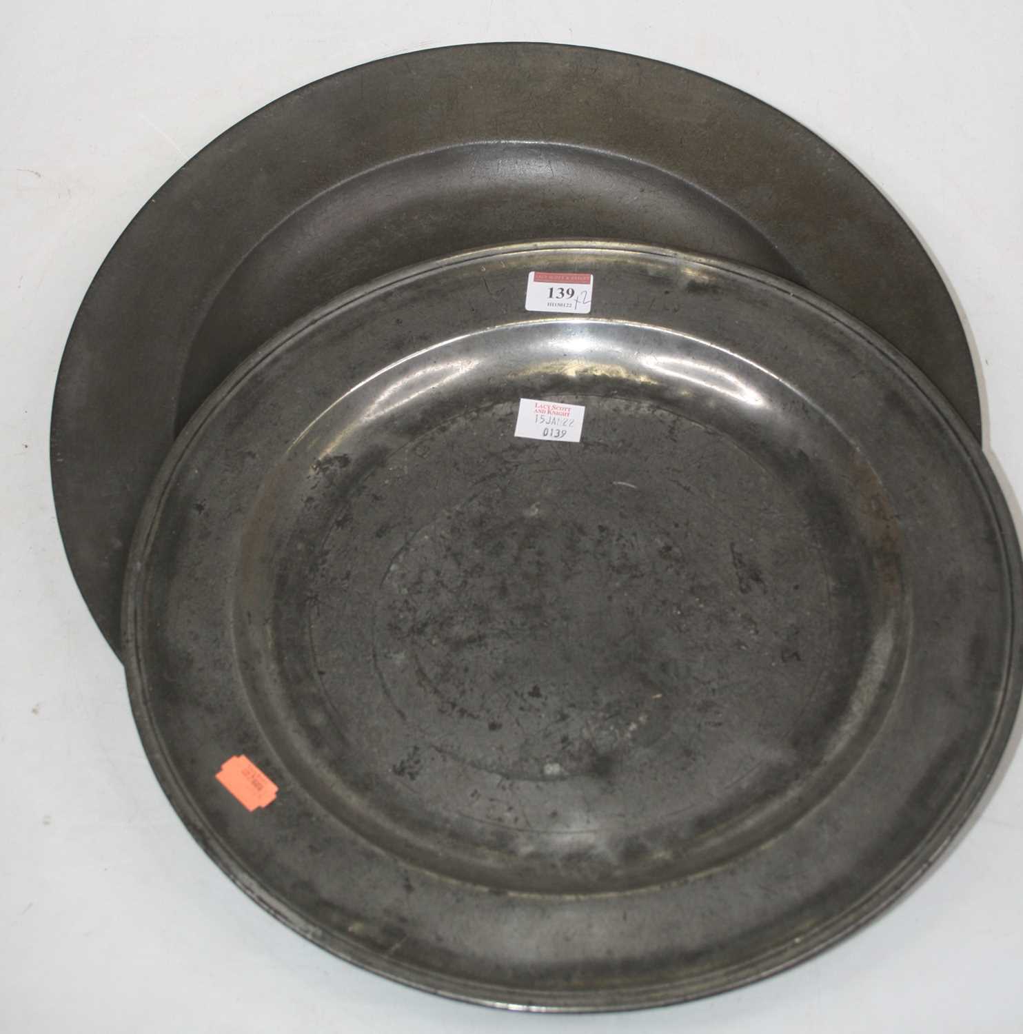 Lot 139 - An early 19th century pewter charger having...