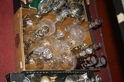 Lot 245 - A box of glassware, to include various...