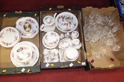 Lot 544 - A Royal Albert Lavender Rose pattern dinner,...