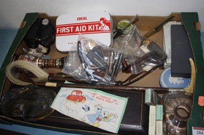 Lot 284 - A collection of miscellaneous items, to...