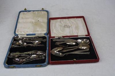 Lot 271 - A collection of silver and white metal...