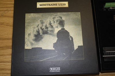 Lot 590 - Atlas Editions Mini Trains 1-220 scale models...