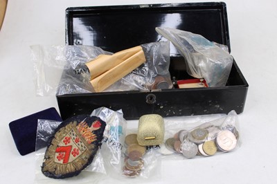 Lot 396 - A lacquered glove box and contents, to include...