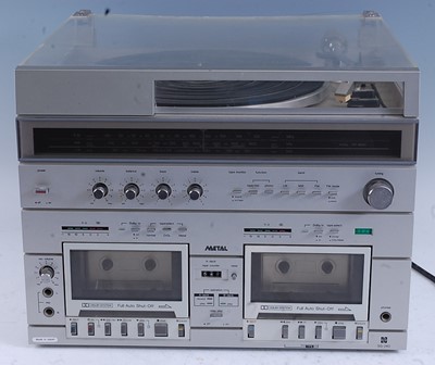 Lot 1011 - A Technics SL-PG3 compact disc player, w.43, d....