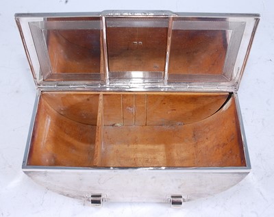 Lot 211 - An Art Deco silver table cigarette box, the...