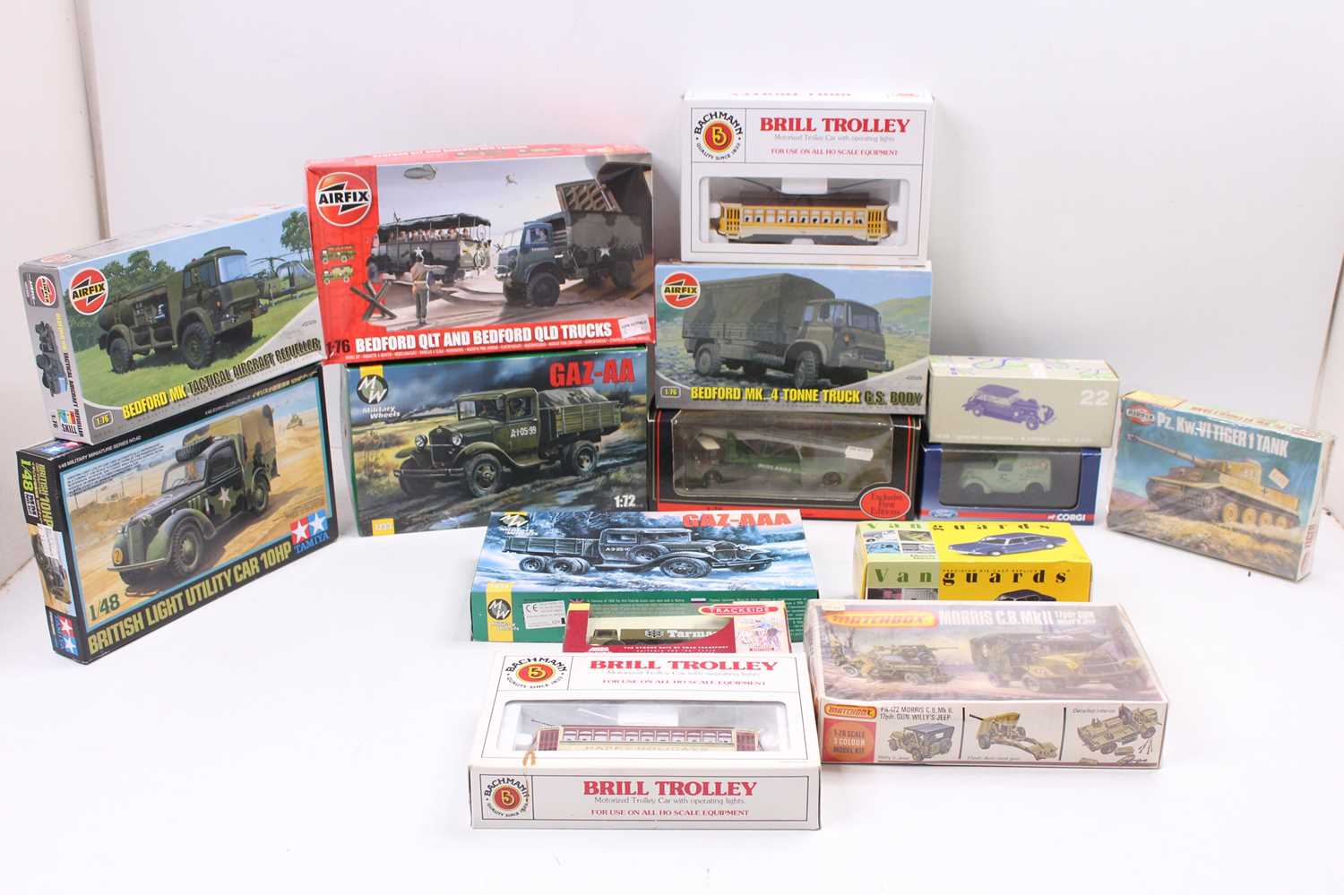 Lot 1479 - One box containing mainly military model kits...