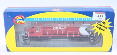 Lot 433 - Athearn 94208 Canadian Pacific GP35 no.5017...