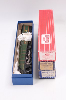 Lot 437 - Hornby Dublo A4 loco & tender Golden Fleece...