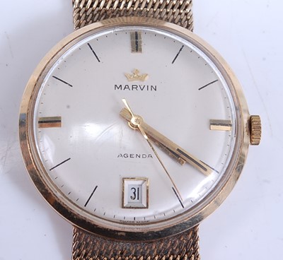 Lot 2251 - A Marvin Agenda gent's 9ct yellow gold manual...