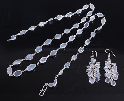 Lot 2519 - A white metal moonstone multi-stone necklace...