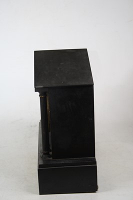 Lot 101 - A box of various items to include a Victorian...