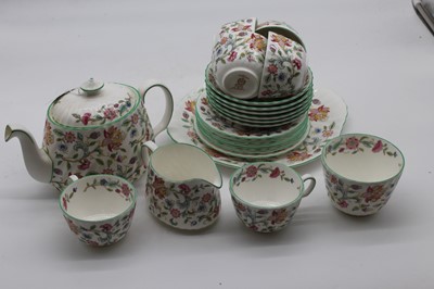 Lot 118 - A Minton Haddon Hall 6-place tea service