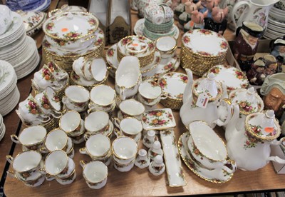 Lot 190 - An extensive Royal Albert Old Country Roses...