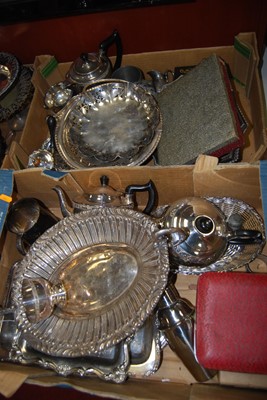 Lot 420 - Two boxes of miscellaneous metal wares to...