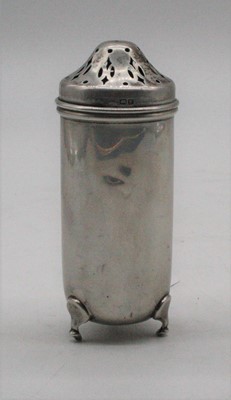 Lot 434 - An Edwardian silver sifter having a pierced...