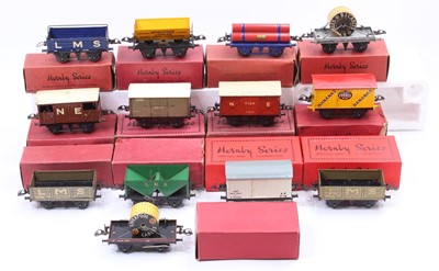 Lot 272 - Thirteen boxed Hornby 4-wheel wagons, mix of...