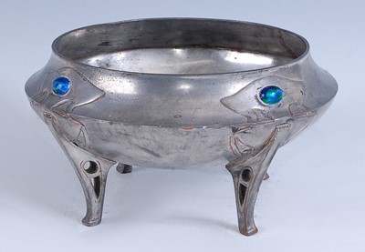 Lot 285 - An Art Nouveau pewter table bowl, of squat...