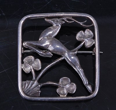Lot 256 - A 1960s silver brooch by Georg Tarratt Ltd,...