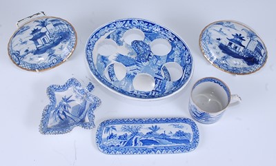 Lot 2093 - A late 18th century Chinese export blue and...