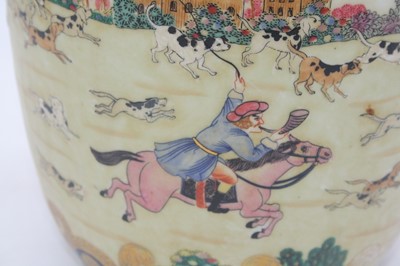 Lot 6 - A 20th century Japanese porcelain vase,...