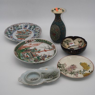 Lot 72 - A collection of various eastern ceramics to...