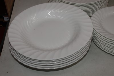 Lot 76 - A Wedgwood Candlelight pattern dinner service