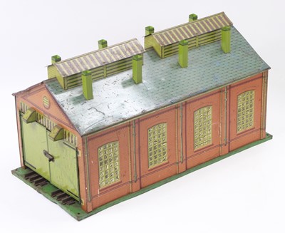 Lot 211 - 1930’s Hornby No.2E engine shed, green base,...