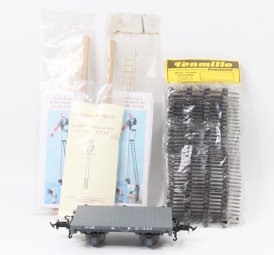 Lot 391 - Lineside Delights G scale kits: Two Home...