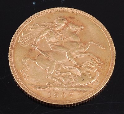 Lot 2222 - Great Britain, 1907 gold full sovereign,...