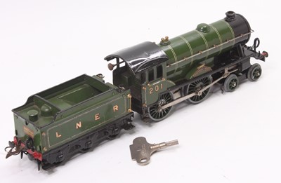 Lot 252 - 1936-41 Hornby clockwork No.2 Special loco &...