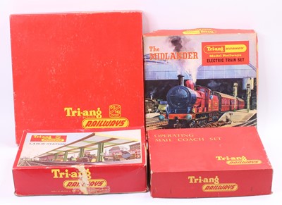 Lot 488 - Four Triang boxed items: RS8 ‘The Midlander’...