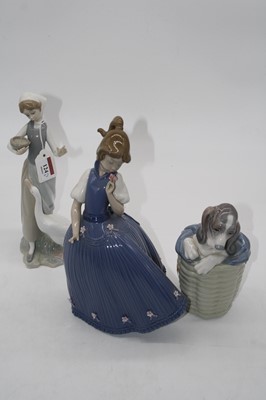 Lot 124 - A Lladro Spanish porcelain figure modelled as...