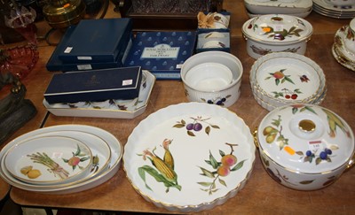 Lot 145 - A collection of Royal Worcester oven-to-table...