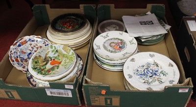 Lot 180 - Two boxes of collectors and other plates, to...