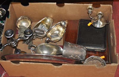 Lot 275 - A box of miscellaneous metalwares to include...