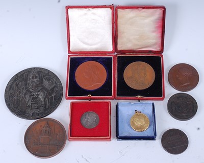 Lot 224 - A collection of commemorative and other...