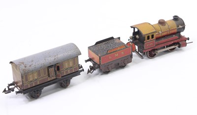 Lot 191 - Bing tinplate and clockwork train set...