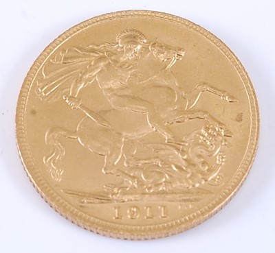 Lot 2208 - Great Britain, 1911 gold full sovereign,...