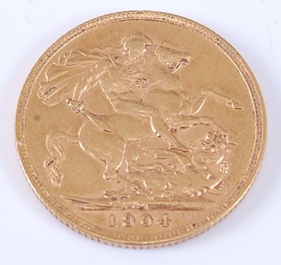 Lot 2211 - Great Britain, 1904 gold full sovereign,...