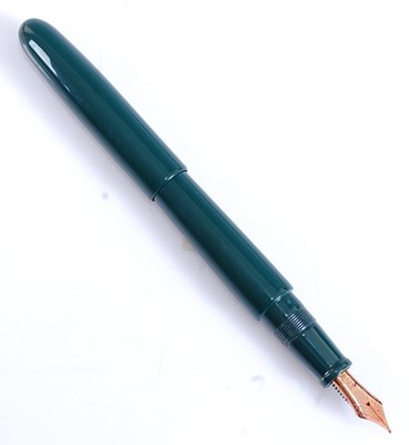 Lot 22 - A Japanese Nakaya Midori Cigar fountain pen,...