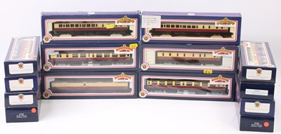 Lot 399 - 14 boxed Bachmann 00 Gauge BR Crimson and...