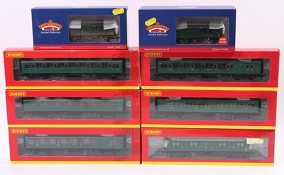 Lot 441 - Hornby and Bachmann 00 Gauge Southern Region...