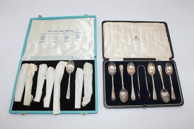 Lot 292 - A set of six George V silver teaspoons, with...