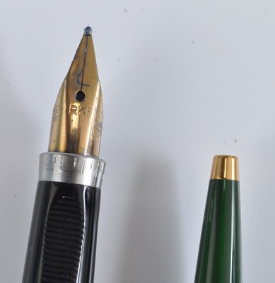 Lot 49 - A Parker 75 fountain pen and ballpoint pen set,...