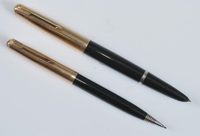 Lot 67 - A vintage Parker 51 fountain pen and pencil...