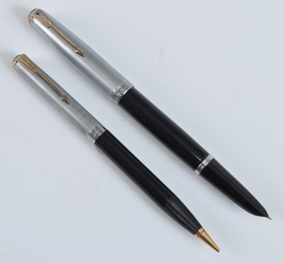 Lot 41 - A Parker 51 fountain pen and pencil, in black...