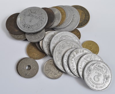 Lot 2161 - World, a collection of miscellaneous coins, to...