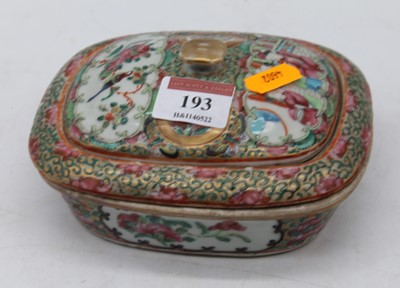 Lot 193 - A 19th century Chinese Canton soap dish,...